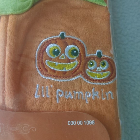 Baby Boy Girl Halloween Sleeper 3-6 Months Orange Pumpkin Target New in Package - Picture 2 of 4